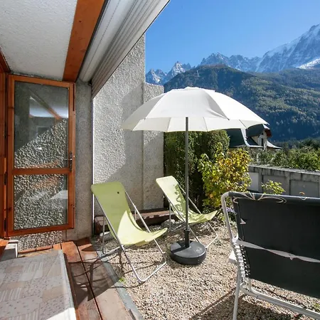Sleeps 4 * Chamonix